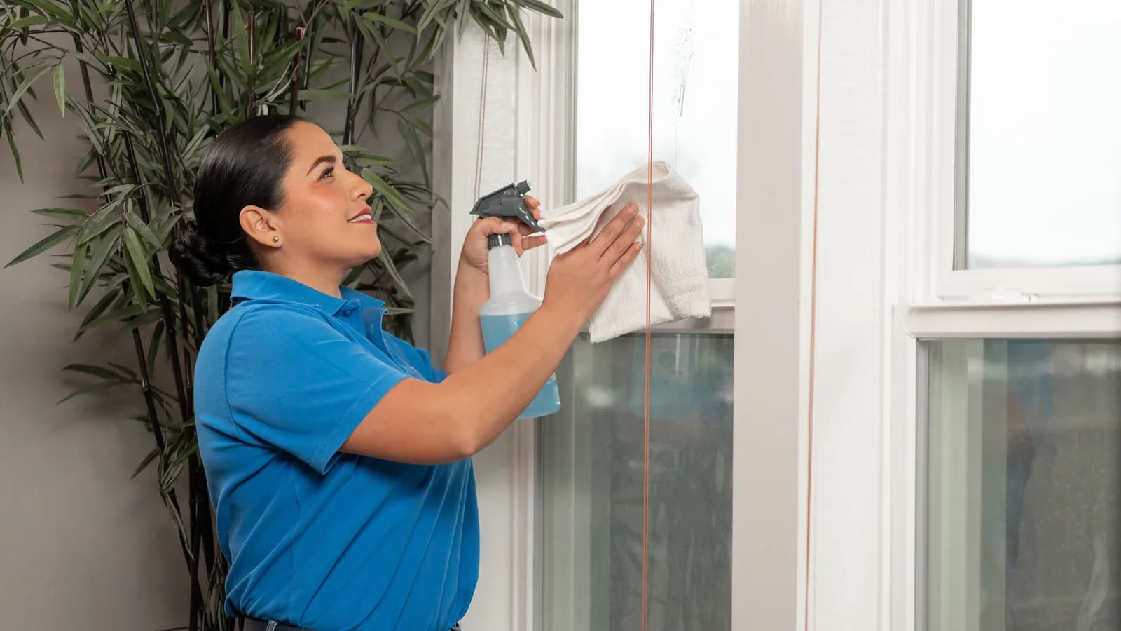 Cleaning office windows in Austin, TX